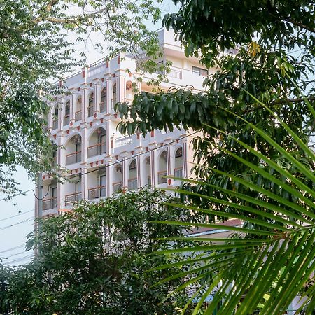 פוקהרה Hotel Raniban Arcade מראה חיצוני תמונה