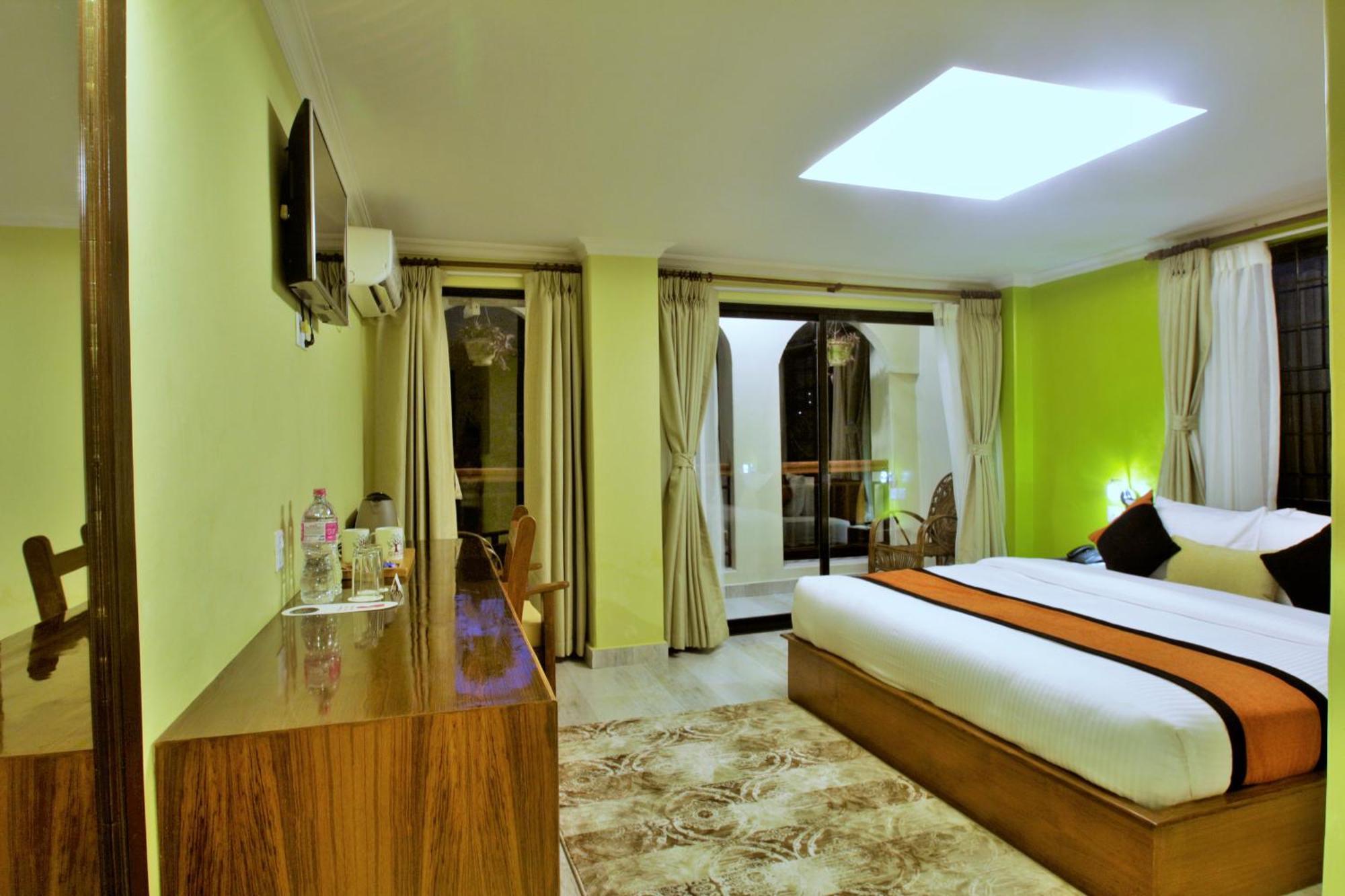 פוקהרה Hotel Raniban Arcade מראה חיצוני תמונה