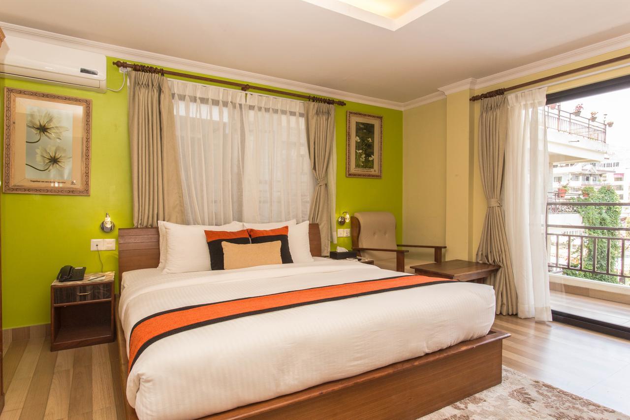 פוקהרה Hotel Raniban Arcade מראה חיצוני תמונה