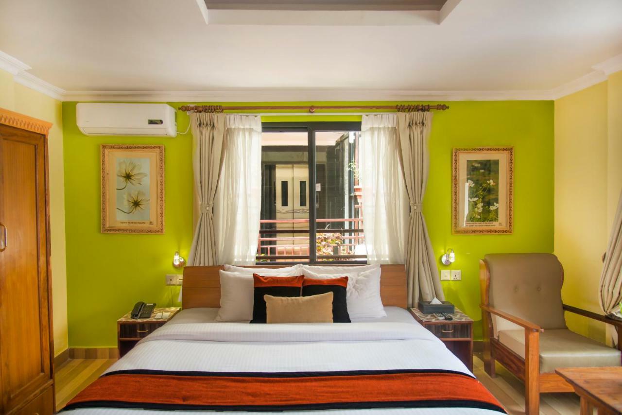 פוקהרה Hotel Raniban Arcade מראה חיצוני תמונה