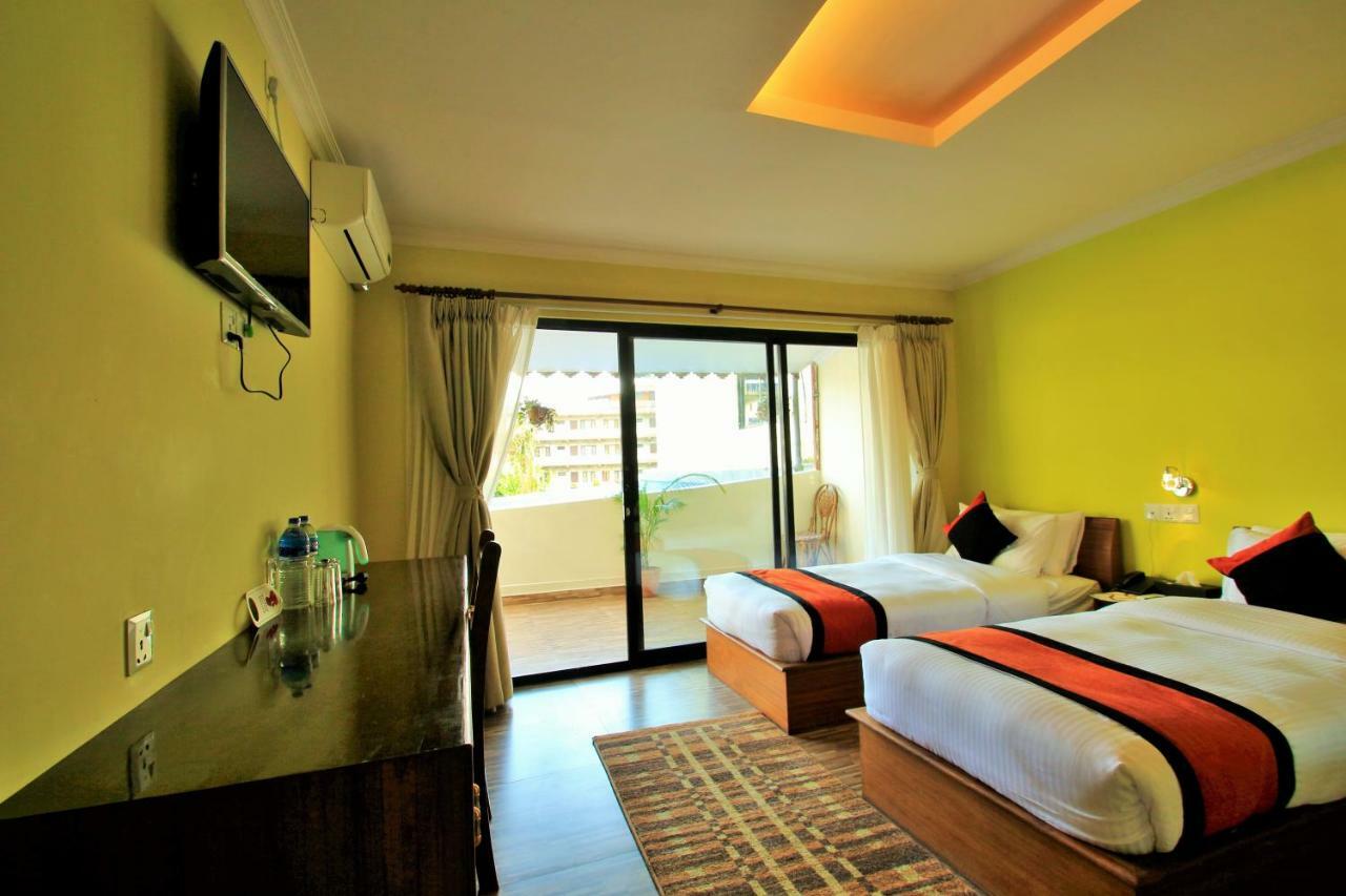פוקהרה Hotel Raniban Arcade מראה חיצוני תמונה
