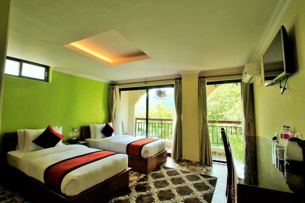 פוקהרה Hotel Raniban Arcade מראה חיצוני תמונה